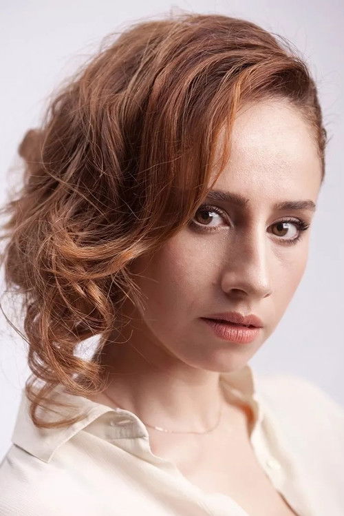 Münibe Millet oyuncu fotoğrafı