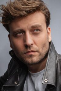 Nezir Çınarlı Hudutsuz Sevda oyuncusu Nezir Çınarlı Hudutsuz Sevda dizisi oyuncusu