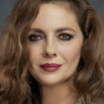 Nilüfer Açıkalın oyuncu fotoğrafı