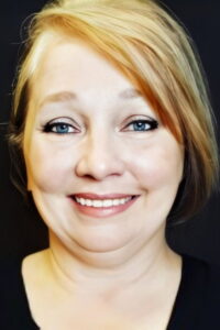 Nilüfer Gürkonak Yasak Elma dizisi oyuncusu