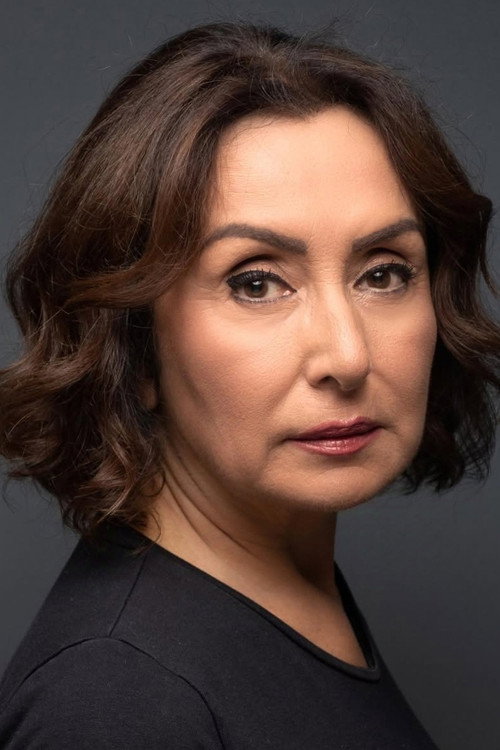 Nükhet Akkaya oyuncu fotoğrafı