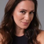 Özge Borak oyuncu fotoğrafı