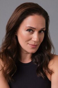 Özge Borak Ihlamurlar Altında dizisi oyuncusu