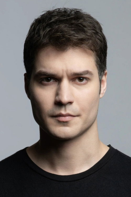 Özgü Delikanlı oyuncu fotoğrafı