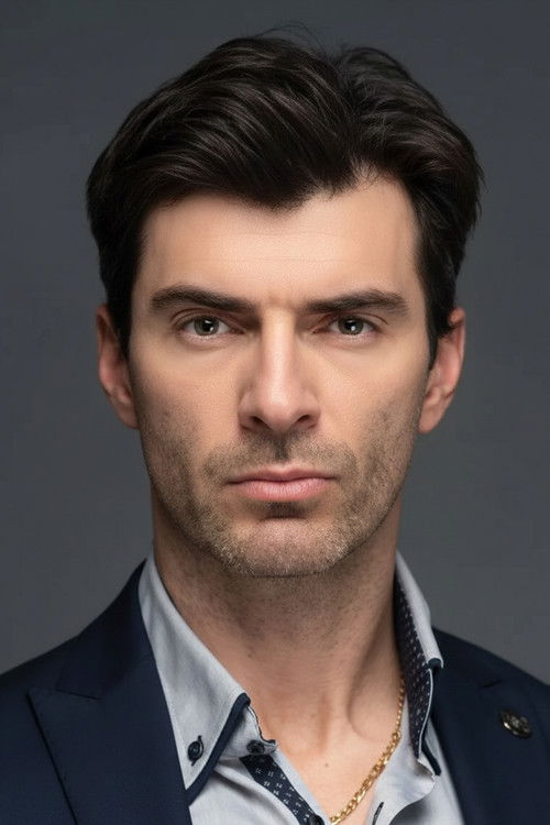 Özgür Özberk oyuncu fotoğrafı