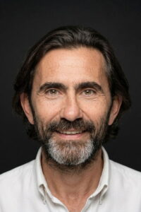 Peker Açıkalın Çiçek Taksi dizisi oyuncusu