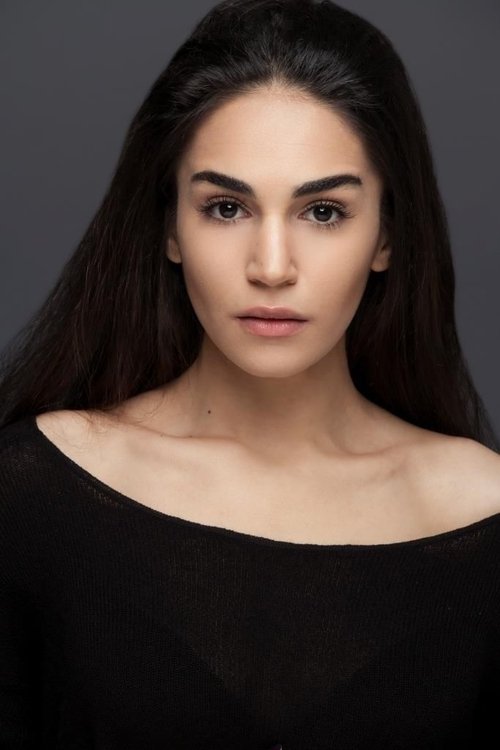 Sahra Şaş oyuncu fotoğrafı