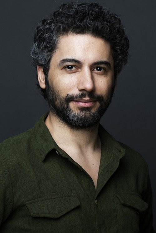 Saim Güveloğlu oyuncu fotoğrafı