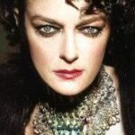 Selda Özer oyuncu fotoğrafı