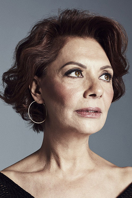 Serap Aksoy oyuncu fotoğrafı