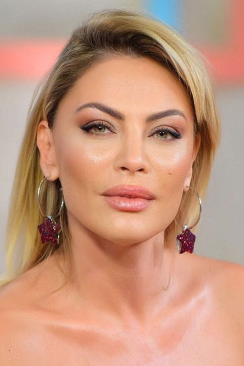 Seray Sever oyuncu fotoğrafı