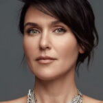 Şevval Sam oyuncu fotoğrafı