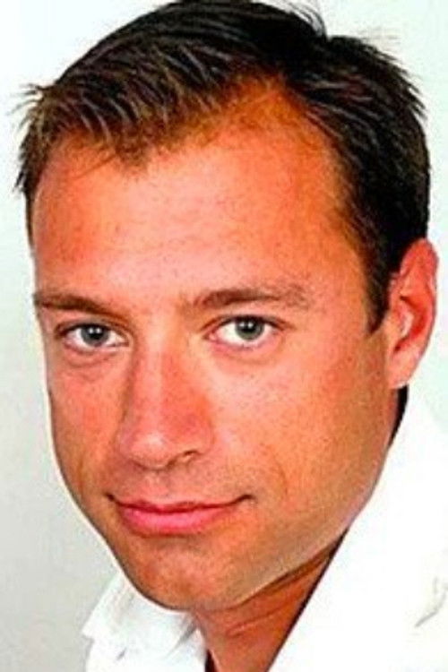 Sinan Sümer oyuncu fotoğrafı