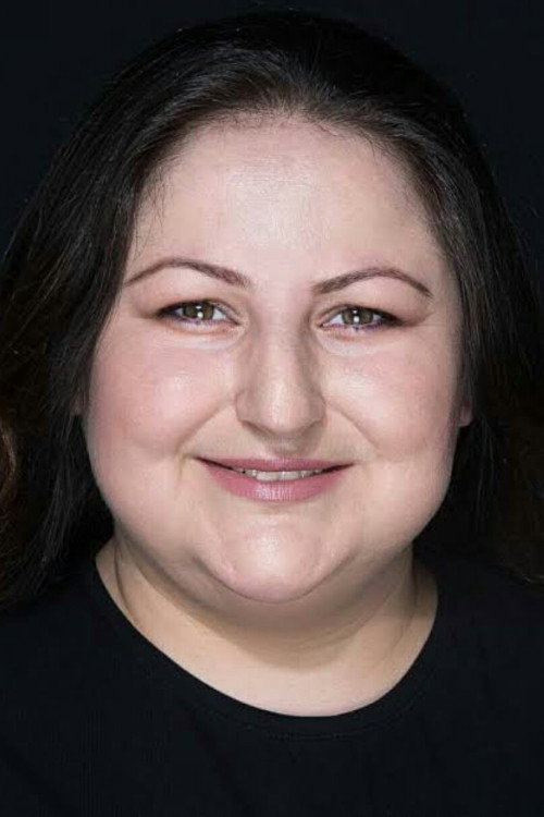 Sinem Ergin oyuncu fotoğrafı