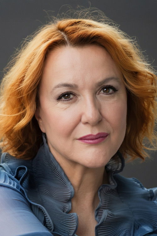 Sumru Yavrucuk oyuncu fotoğrafı