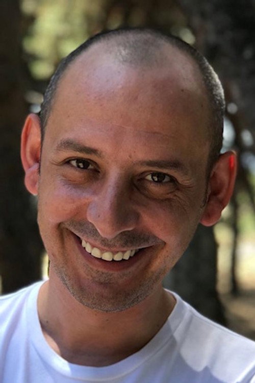 Taner Ayyıldız oyuncu fotoğrafı