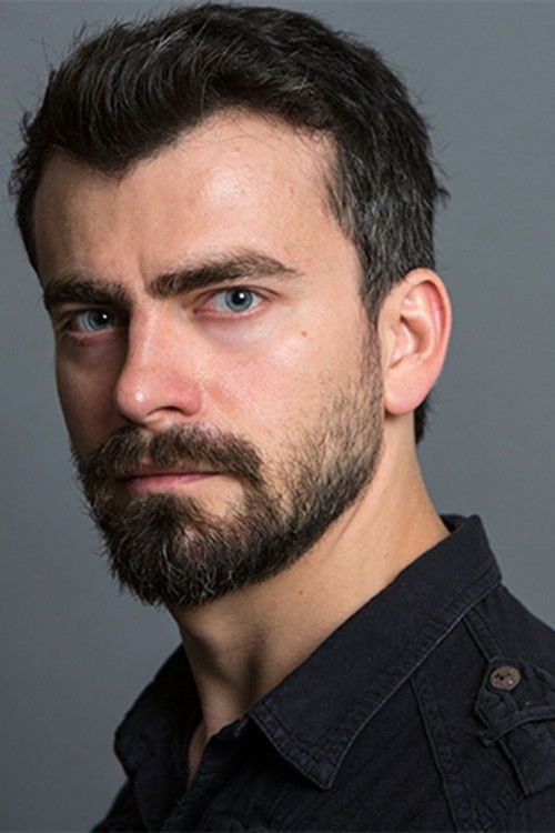 Tolga İskit oyuncu fotoğrafı