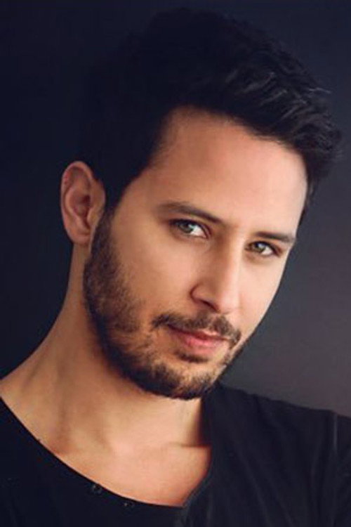 Tuan Tunalı oyuncu fotoğrafı