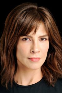 Tülay Günal Asi dizisi oyuncusu