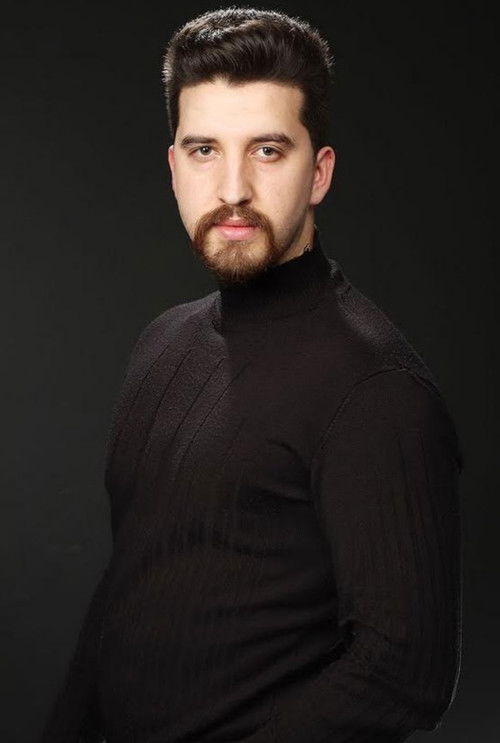 Tuna Yaşar oyuncu fotoğrafı