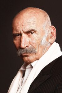 Tuncel Kurtiz Ezel dizisi oyuncusu