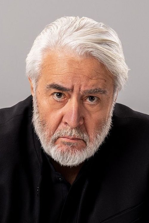 Uğur Yücel oyuncu fotoğrafı