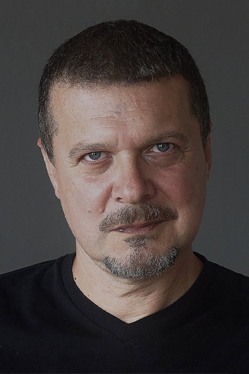 Ümit Belen oyuncu fotoğrafı