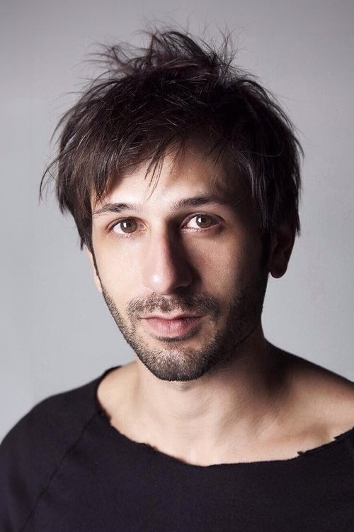 Ushan Çakır oyuncu fotoğrafı