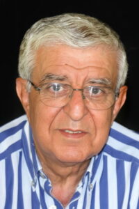 Üstün Asutay Kuruntu Ailesi dizisi oyuncusu