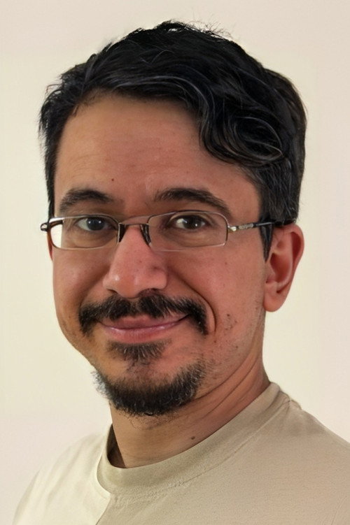 Yaşar Abravaya oyuncu fotoğrafı