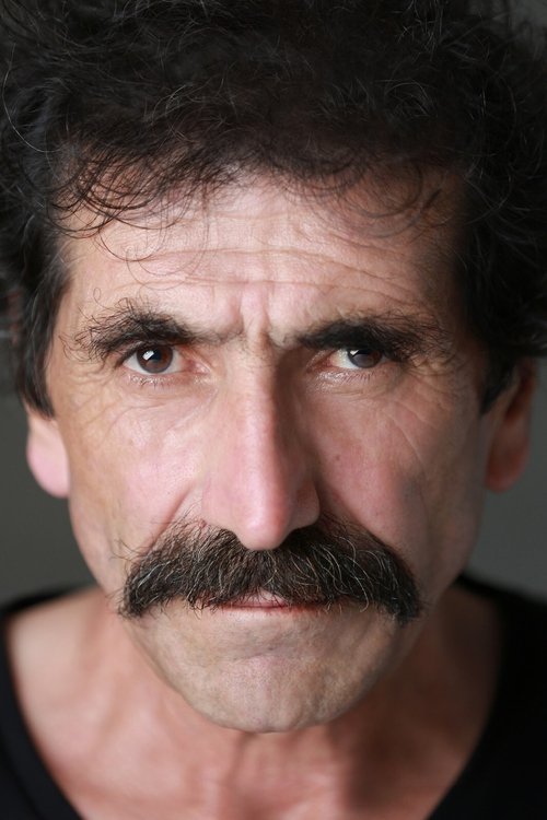 Yaşar Karakulak oyuncu fotoğrafı