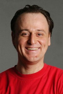 Yavuz Topoyan Pis Yedili dizisi oyuncusu