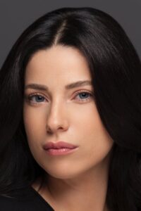 Yeşim Dalgıçer Ateş Kuşları oyuncusu Yeşim Dalgıçer Ateş Kuşları dizisi oyuncusu