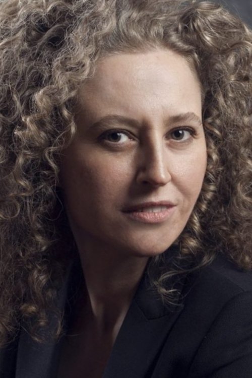 Zeynep Dinsel oyuncu fotoğrafı