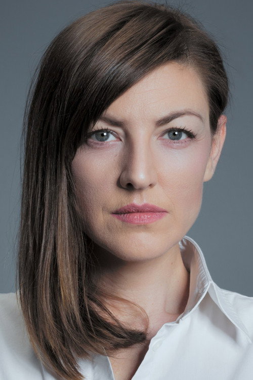 Zeynep Kumral oyuncu fotoğrafı