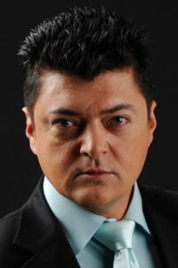 Ziya Kürküt Sahte Dünyalar dizisi oyuncusu