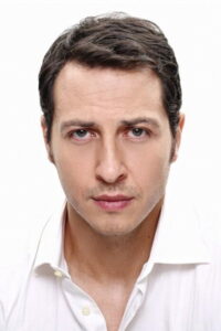Ali Aksöz Medcezir dizisi oyuncusu