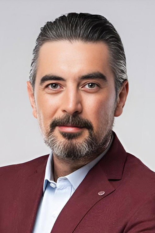 Ali İhsan Varol oyuncu fotoğrafı
