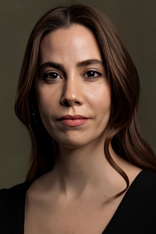 Bahar Kerimoğlu oyuncu fotoğrafı