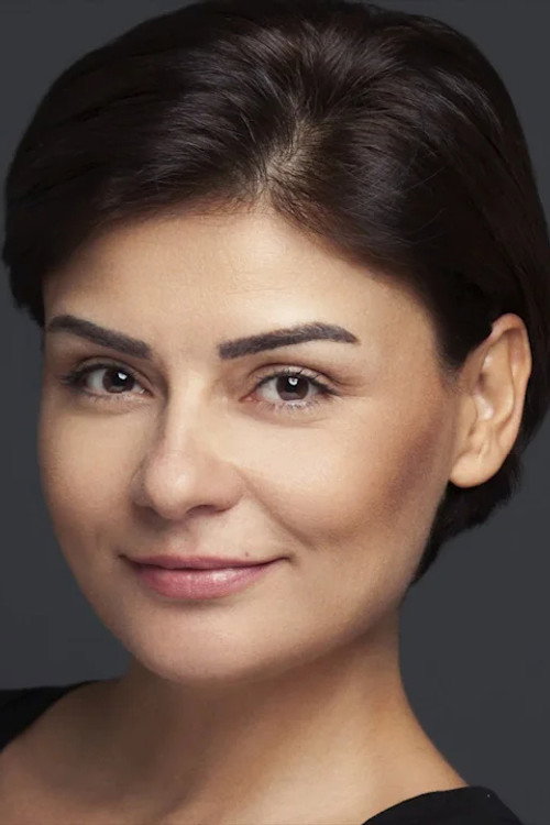 Berna Eker oyuncu fotoğrafı