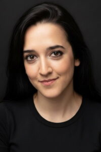 Betül Berk Seksenler dizisi oyuncusu