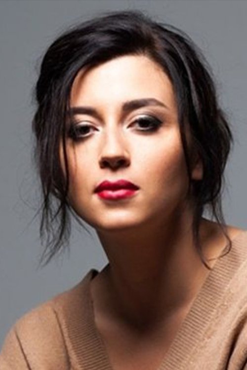 Burcu Gönder oyuncu fotoğrafı