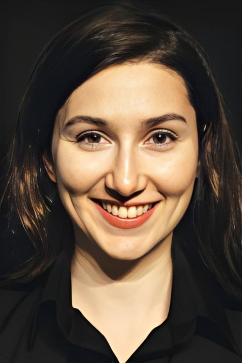 Burcu Oktav oyuncu fotoğrafı