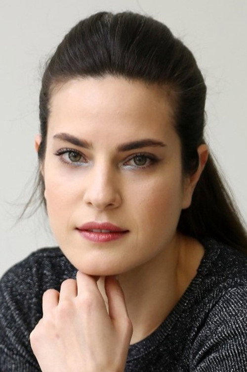 Ceyda Olguner oyuncu fotoğrafı