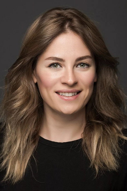 Ceyda Tepeliler oyuncu fotoğrafı