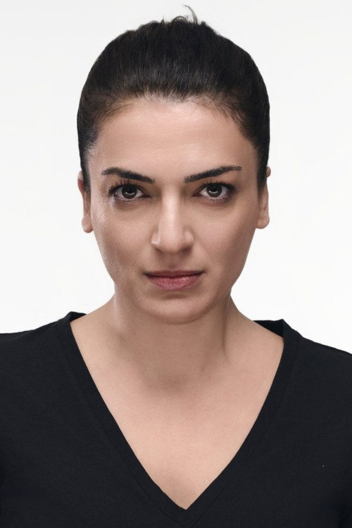 Çiçek Acar oyuncu fotoğrafı