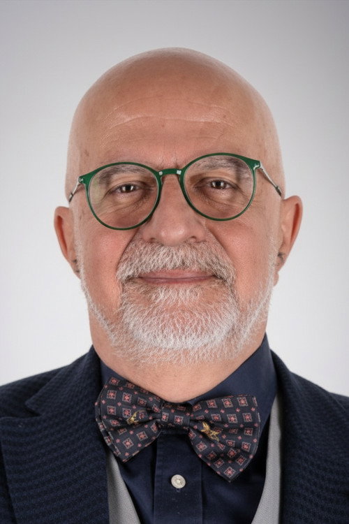Engin Gürmen oyuncu fotoğrafı