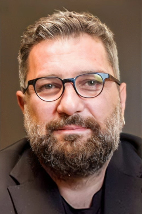 Evren Bingöl oyuncu fotoğrafı