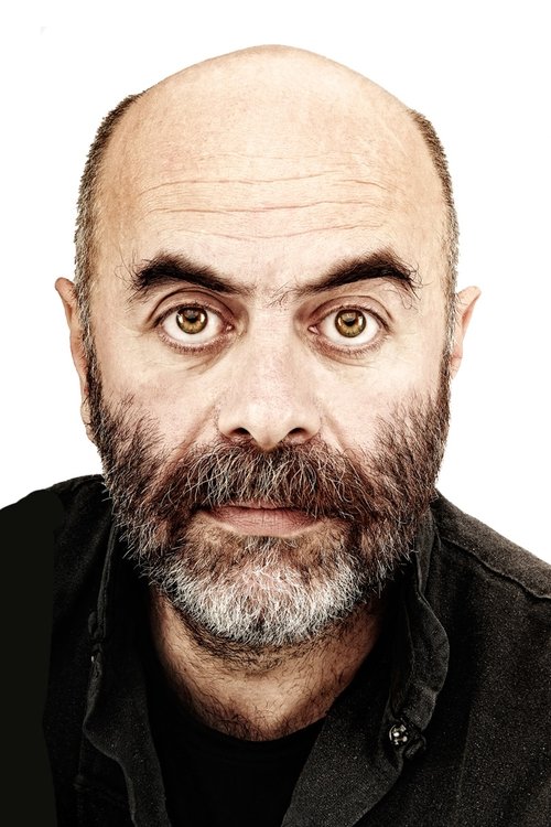 Ezel Akay oyuncu fotoğrafı