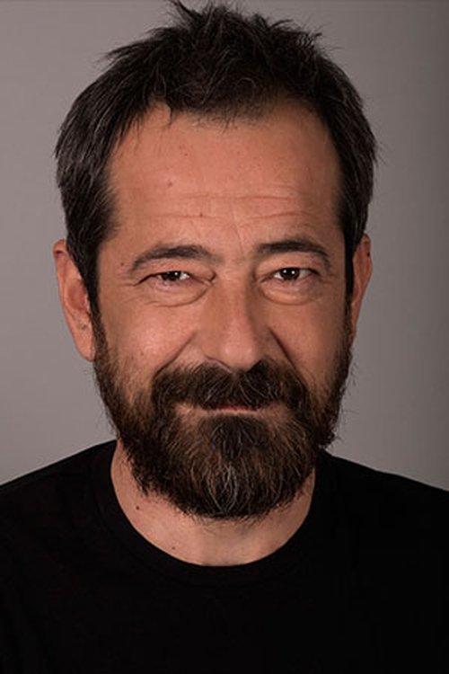 Feridun Düzağaç oyuncu fotoğrafı